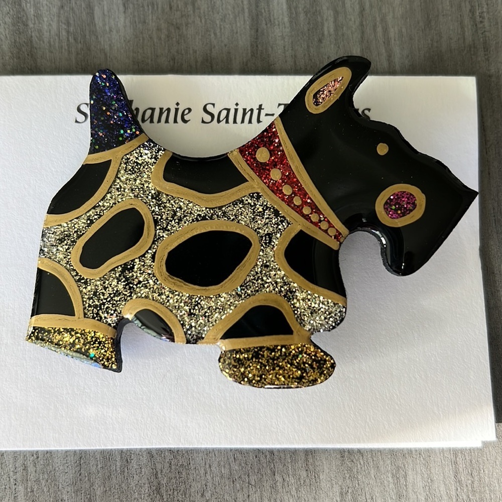 Hand Painted Scottish Terrier “Scottie” Lacquer on Wood Art Pin